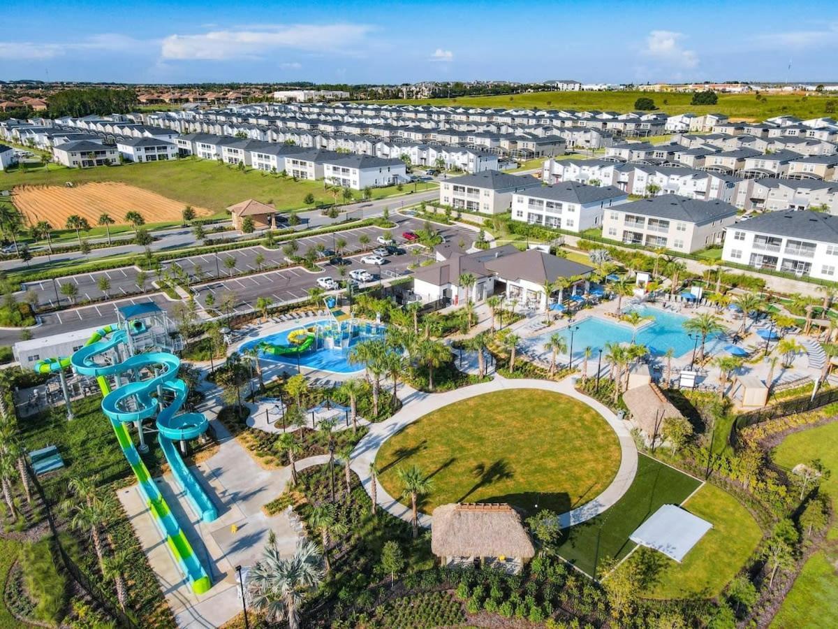 Superb Thematic 2Br Condo With 2 Clubhouses Kissimmee Buitenkant foto